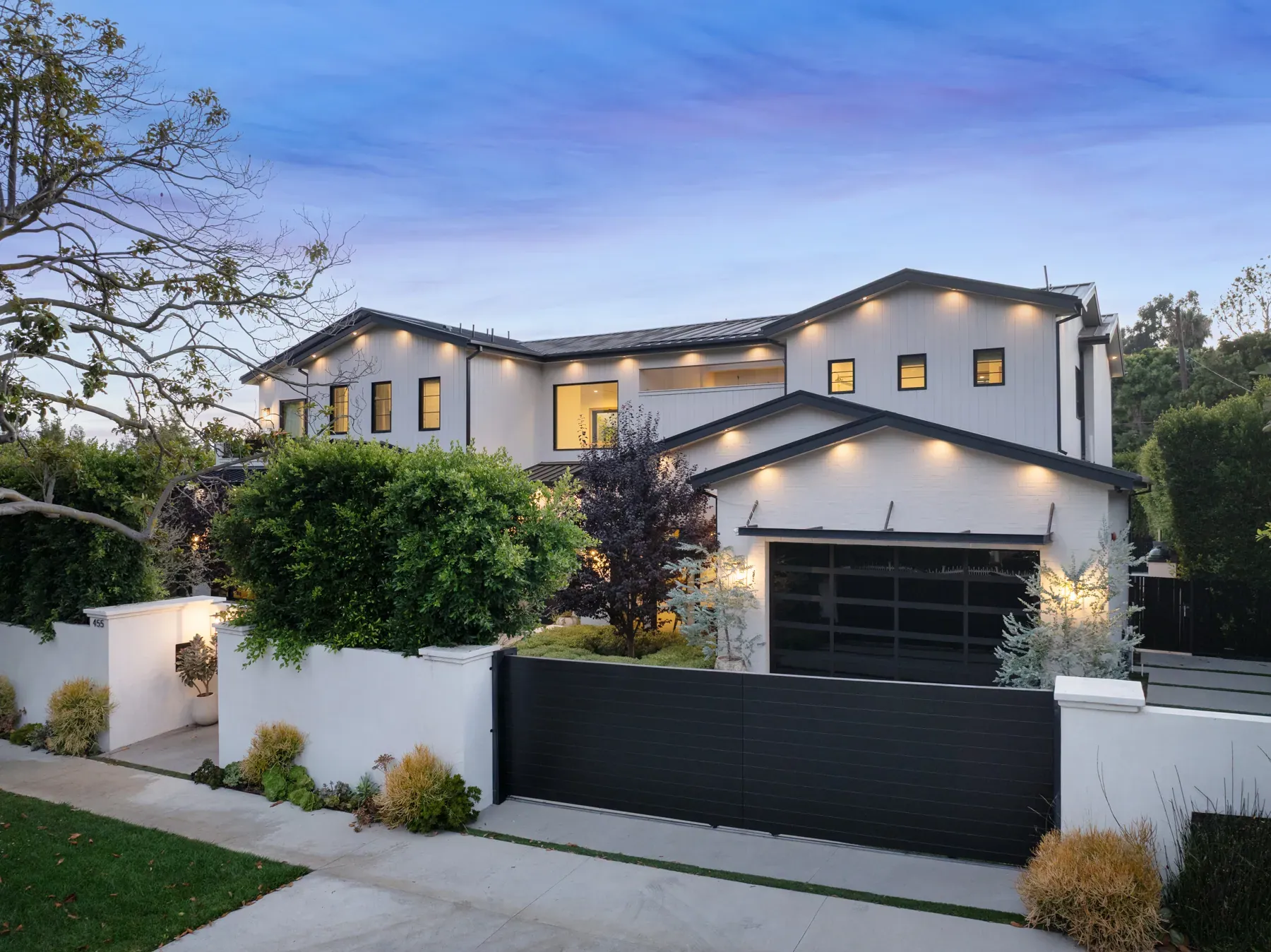455 N Bundy Dr